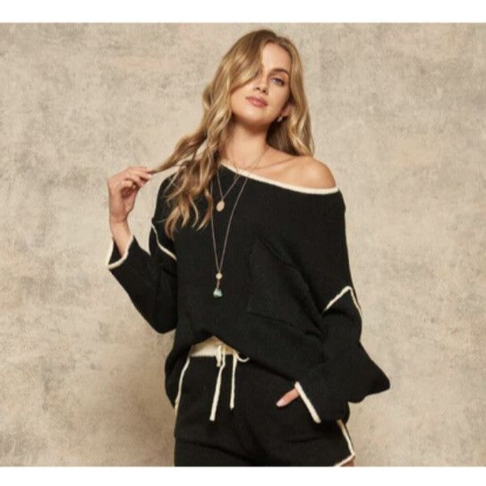 Promesa Medium Dream Big Oversized Black Cream Trim Sweater
